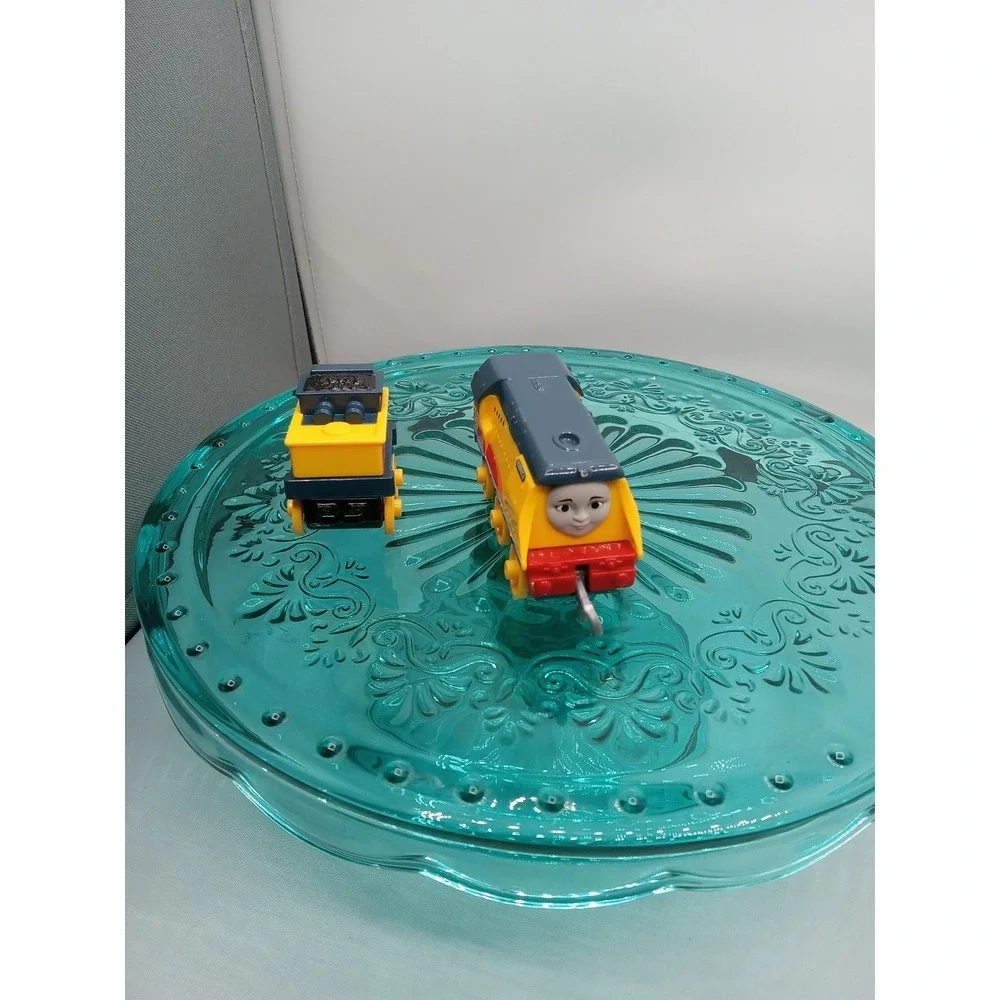 Thomas & Friends TrackMaster Push-Along Rebecca w/ NWR Tender 2018